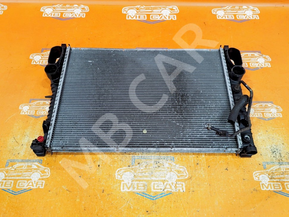 Радиатор MERCEDES-BENZ E-класс W211/S211 (2002 - 2006) фото 1 &mdash; Разборка Мерседес