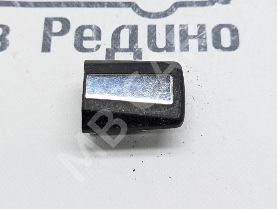 Крышка ручки двери MERCEDES-BENZ W124 W124/S124/C124/A124 (1984 - 1993) фото 1 &mdash; Разборка Мерседес