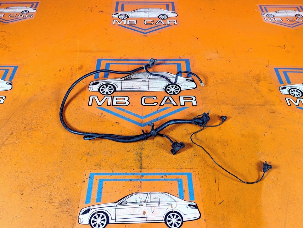 Провод стартера MERCEDES-BENZ E-класс W124/S124/C124/A124 (1984 - 1997) фото 1 &mdash; Разборка Мерседес