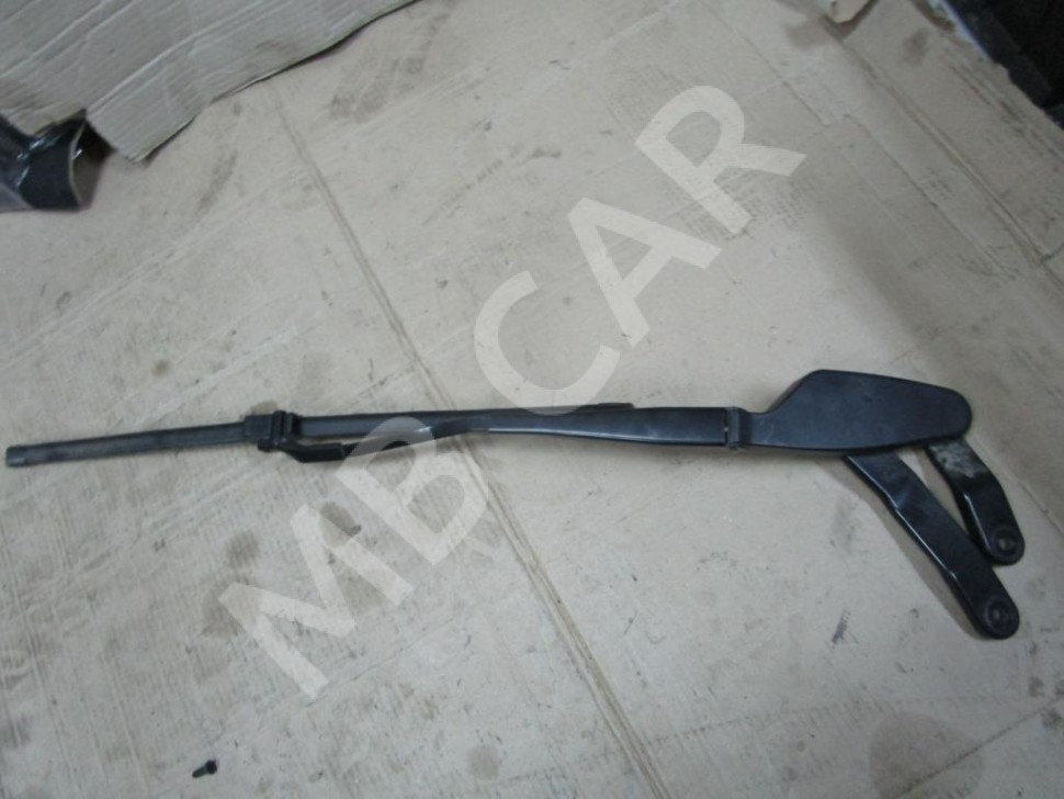 Поводок дворников MERCEDES-BENZ C-класс W204/S204 (2006 - 2011) фото 1 &mdash; Разборка Мерседес