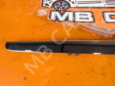 Накладка крышки багажника MERCEDES-BENZ R-класс W251 рестайлинг 2 (2010 - 2017) &mdash; Разборка Мерседес