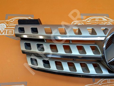 Решетка радиатора MERCEDES-BENZ M-класс W164 (2005 - 2008) — Разборка Мерседес