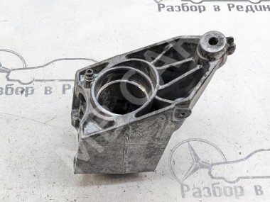 Лапа левая MERCEDES-BENZ V-класс W639 (2003 - 2014) — Разборка Мерседес