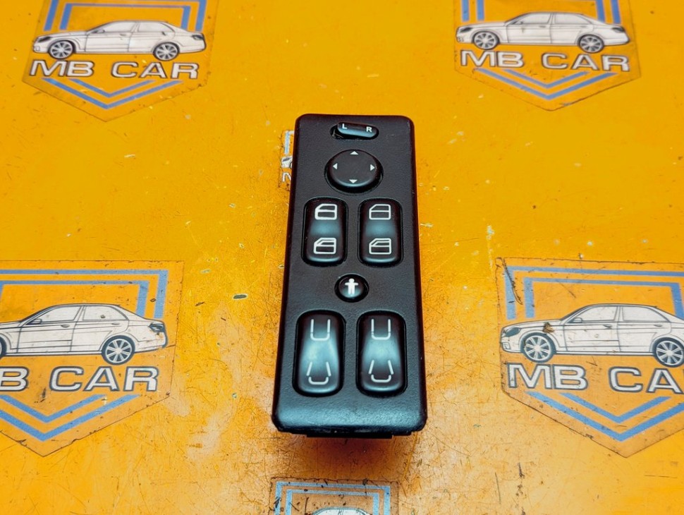 Блок кнопок стеклоподъемников MERCEDES-BENZ V-класс W638/W639 (1996 - 2003) V 220 2.1 D AT (122 л.с.) фото 1 &mdash; Разборка Мерседес
