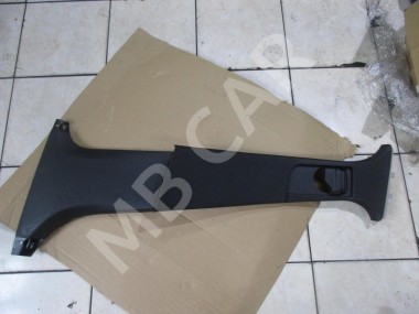 Накладка средней стойки MERCEDES-BENZ GLC-класс X253 (2015 - 2019) — Разборка Мерседес