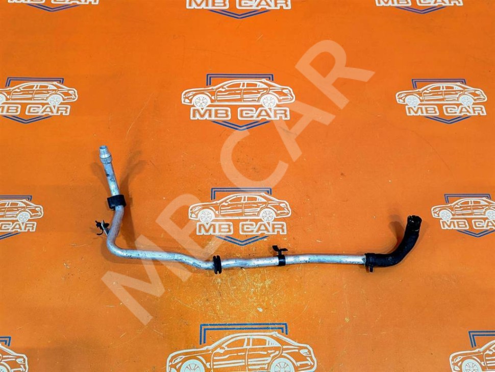 Трубка ОЖ MERCEDES-BENZ C-класс W205/S205/C205/A205 (2014 - 2018) фото 1 — Разборка Мерседес