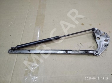 Петля капота MERCEDES-BENZ E-класс W210/S210 (1995 - 1999) — Разборка Мерседес