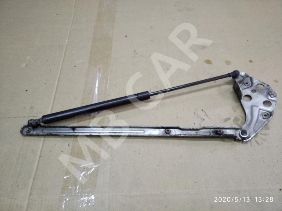 Петля капота MERCEDES-BENZ E-класс W210/S210 (1995 - 1999) фото 1 — Разборка Мерседес