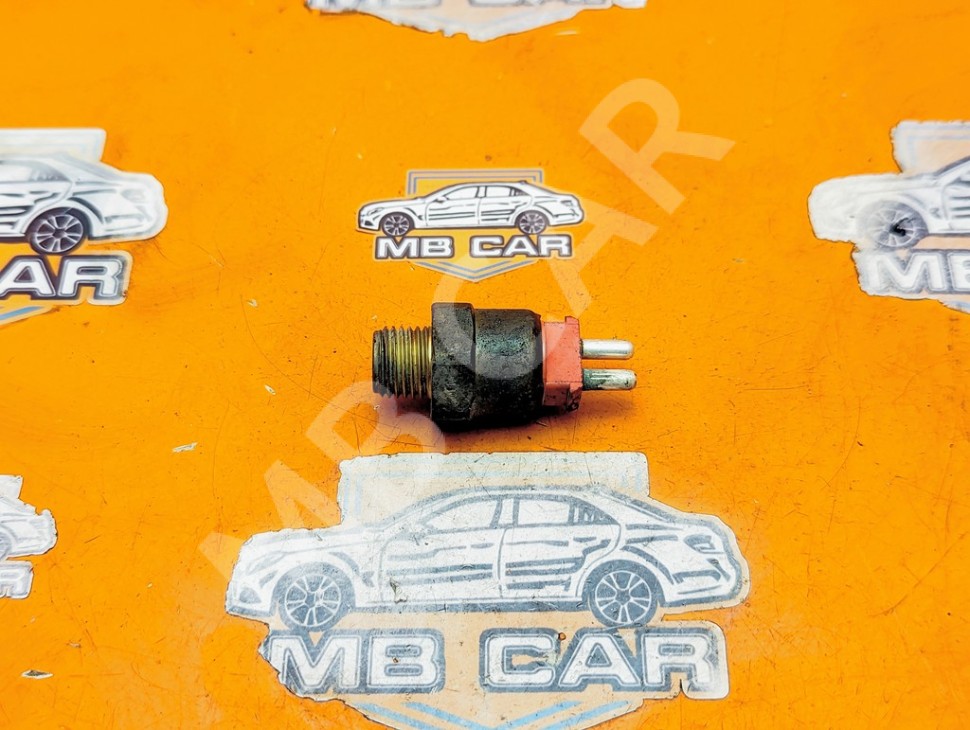 Датчик температуры MERCEDES-BENZ S-класс W220 (1998 - 2005) фото 1 &mdash; Разборка Мерседес