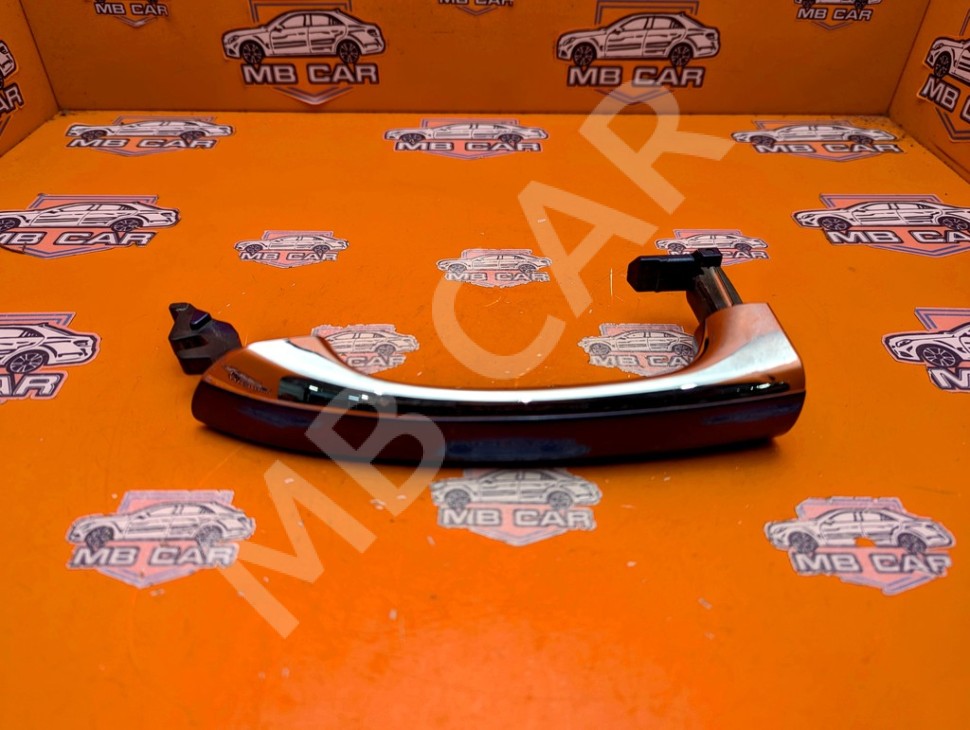 Ручка двери наружняя MERCEDES-BENZ CLK-класс C209/A209 (2002 - 2005) фото 1 — Разборка Мерседес