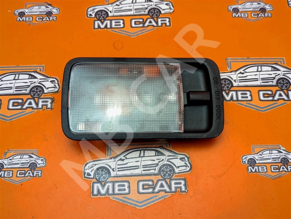 Плафон салона MERCEDES-BENZ X-класс I (2017 - 2020) фото 1 &mdash; Разборка Мерседес