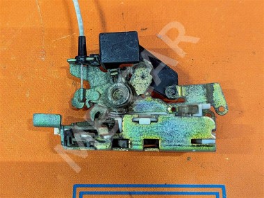 Замок двери передней правой MERCEDES-BENZ Sprinter W901-905 (1995 - 2006) — Разборка Мерседес