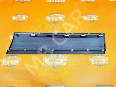 Молдинг двери MERCEDES-BENZ E-класс W124/S124/C124/A124 (1984 - 1997) — Разборка Мерседес