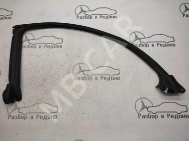 Уплотнитель стекла двери MERCEDES-BENZ CLS-класс C219 (2004 - 2008) — Разборка Мерседес
