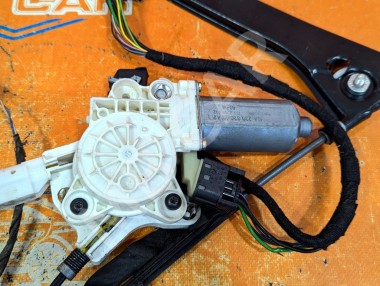 Стеклоподъемник передний правый MERCEDES-BENZ CLK-класс C209/W209 (2002 - 2005) — Разборка Мерседес