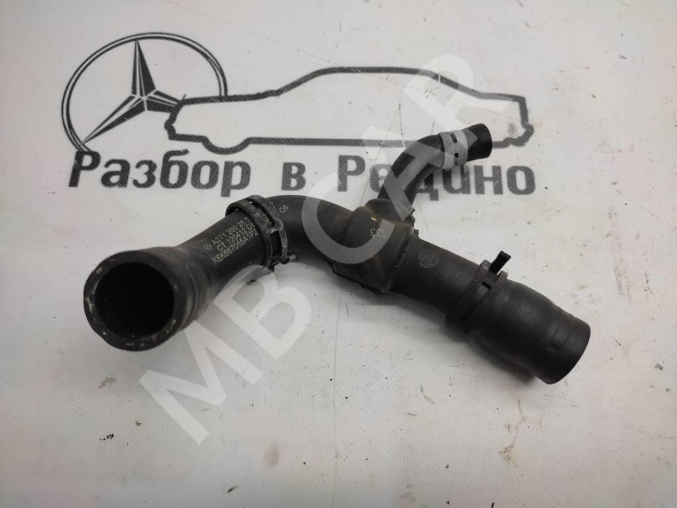 Патрубок ОЖ MERCEDES-BENZ C-класс W204/S204/С204 рестайлинг (2011 - 2015) фото 1 — Разборка Мерседес