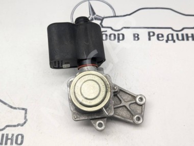 Клапан рециркуляции ОГ MERCEDES-BENZ C-класс W204/S204 (2006 - 2011) — Разборка Мерседес
