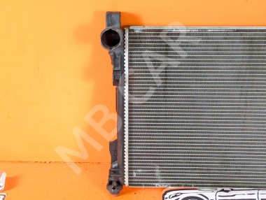 Радиатор MERCEDES-BENZ CLK-класс C209/A209 (2002 - 2005) &mdash; Разборка Мерседес