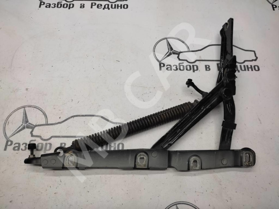 Петля крышки багажника MERCEDES-BENZ S-класс W220 рестайлинг (2002 - 2005) фото 1 — Разборка Мерседес
