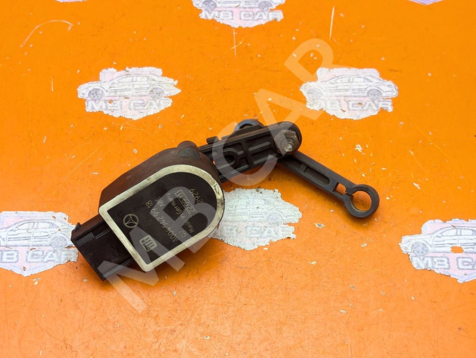 Датчик уровня пола MERCEDES-BENZ E-класс W212/S212/C207/A207 (2009 - 2013) фото 1 &mdash; Разборка Мерседес