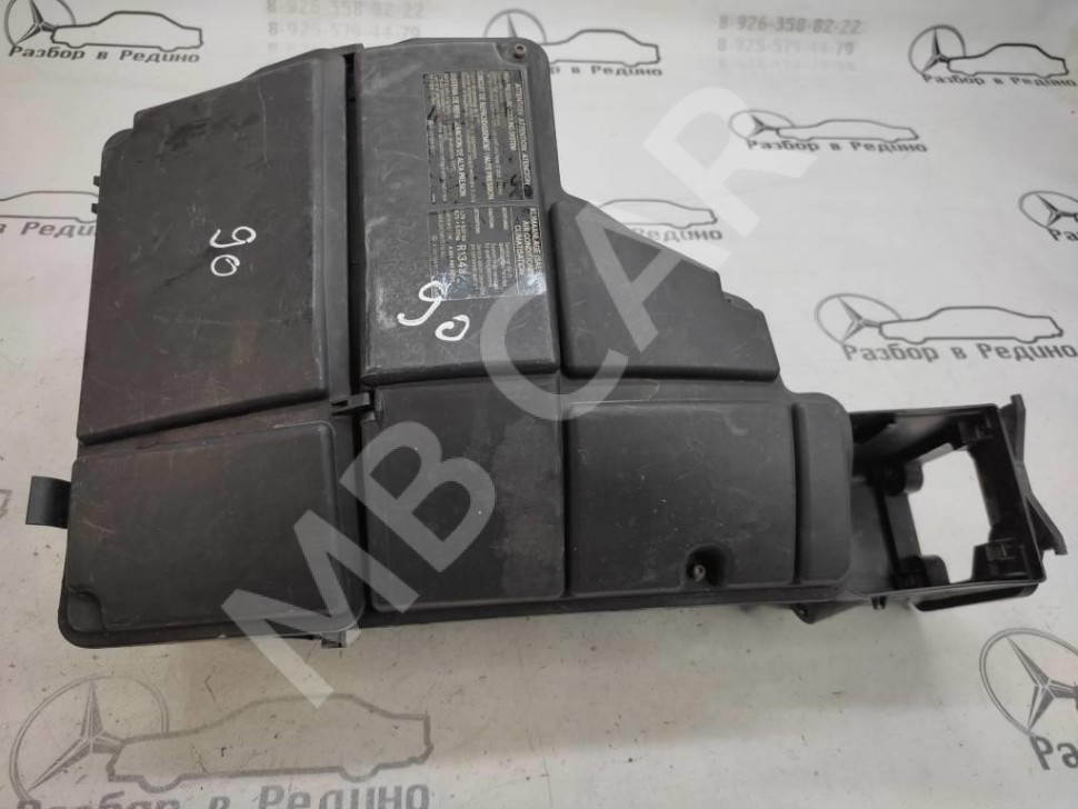 Корпус блока предохранителей MERCEDES-BENZ M-класс W163 (1997 - 2001) фото 1 — Разборка Мерседес