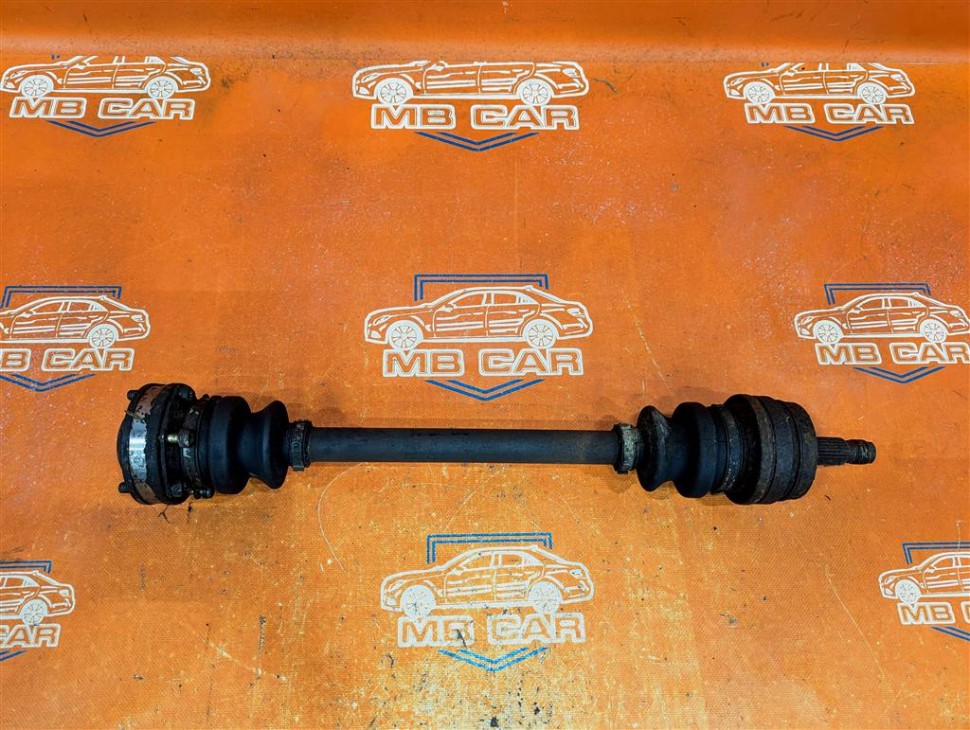 Привод задний MERCEDES-BENZ W124 W124/S124/C124/A124 (1984 - 1993) фото 1 &mdash; Разборка Мерседес