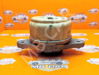 Опора двигателя MERCEDES-BENZ C-класс W204/S204 (2006 - 2011) &mdash; Разборка Мерседес