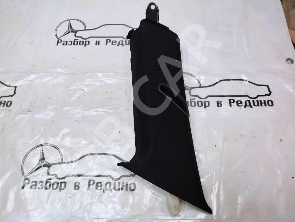 Накладка задней стойки MERCEDES-BENZ R-класс W251 (2005 - 2007) фото 1 &mdash; Разборка Мерседес