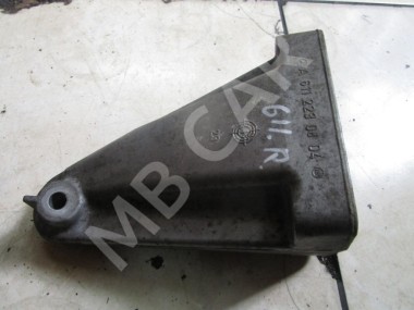 Лапа правая MERCEDES-BENZ C-класс W203/S203/CL203 (2000 - 2004) — Разборка Мерседес