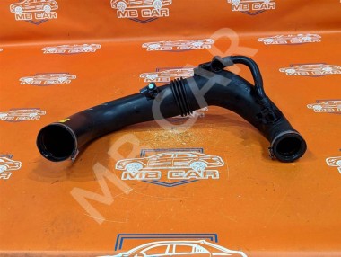 Патрубок воздушный MERCEDES-BENZ C-класс W204/S204 (2006 - 2011) — Разборка Мерседес