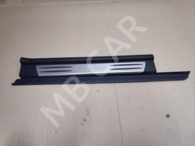 Накладка порога внутренняя MERCEDES-BENZ SLK-класс R171 (2004 - 2008) — Разборка Мерседес