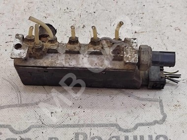 Блок клапанов пневмоподвески MERCEDES-BENZ S-класс W220 (1998 - 2005) — Разборка Мерседес