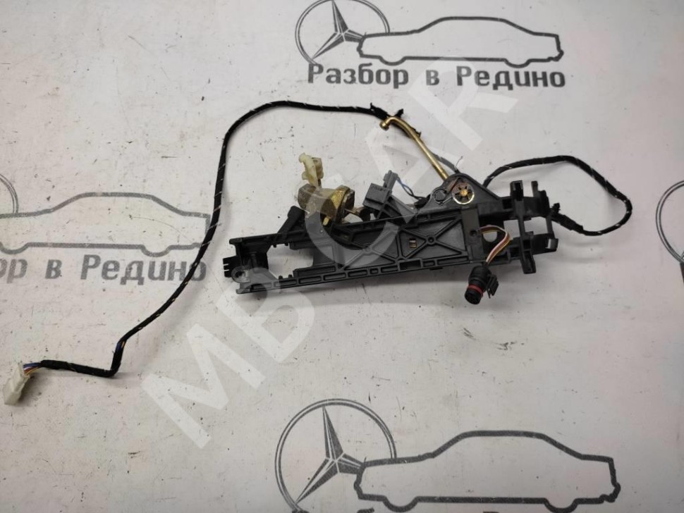 Ответная часть замка двери MERCEDES-BENZ S-класс W220 рестайлинг (2002 - 2005) фото 1 — Разборка Мерседес
