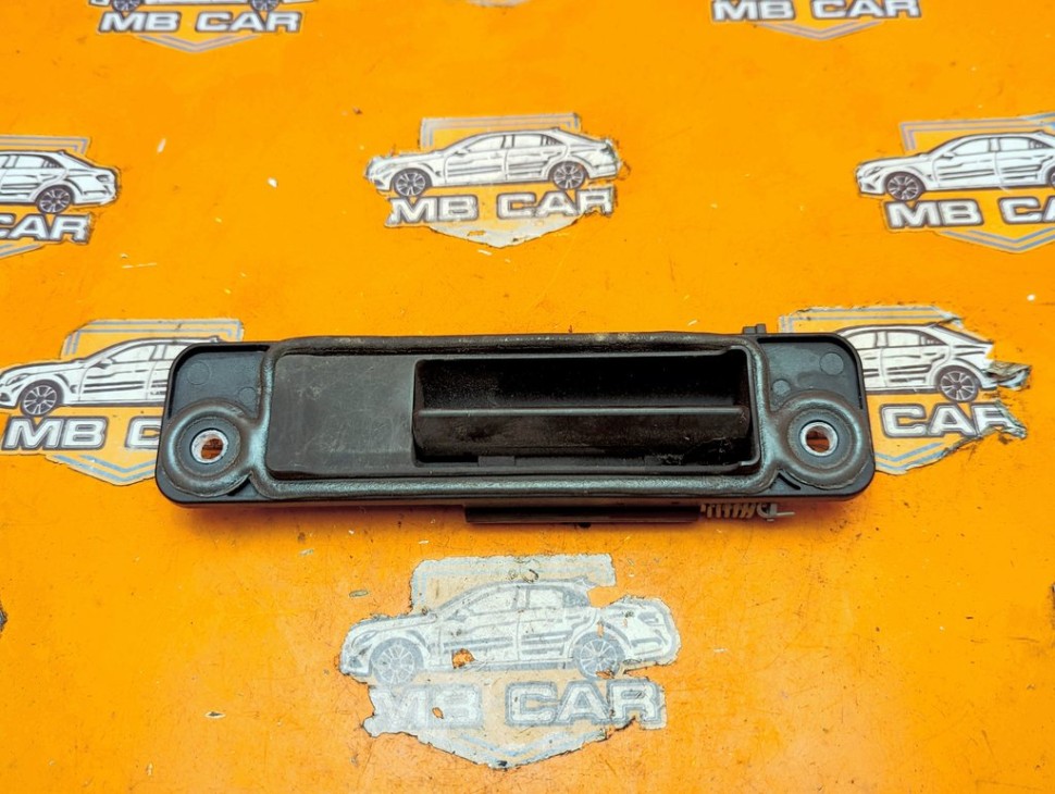 Ручка открытия багажника MERCEDES-BENZ R-класс W251 рестайлинг (2007 - 2010) R 350d 3.0 4MATIC 7G-Tronic (224 л.с.) фото 1 &mdash; Разборка Мерседес