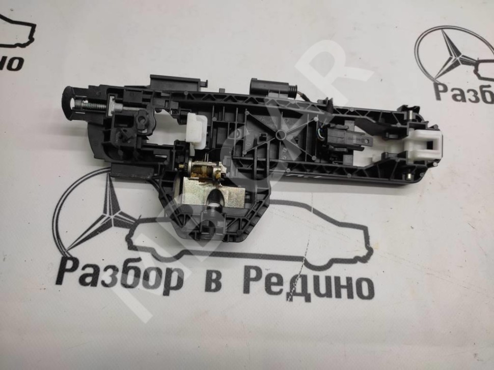 Ответная часть замка двери MERCEDES-BENZ CLS-класс C218/X218 рестайлинг (2014 - 2017) фото 1 &mdash; Разборка Мерседес