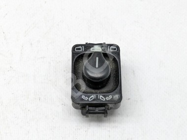 Кнопка регулировки зеркал MERCEDES-BENZ S-класс W140 (1991 - 1998) — Разборка Мерседес