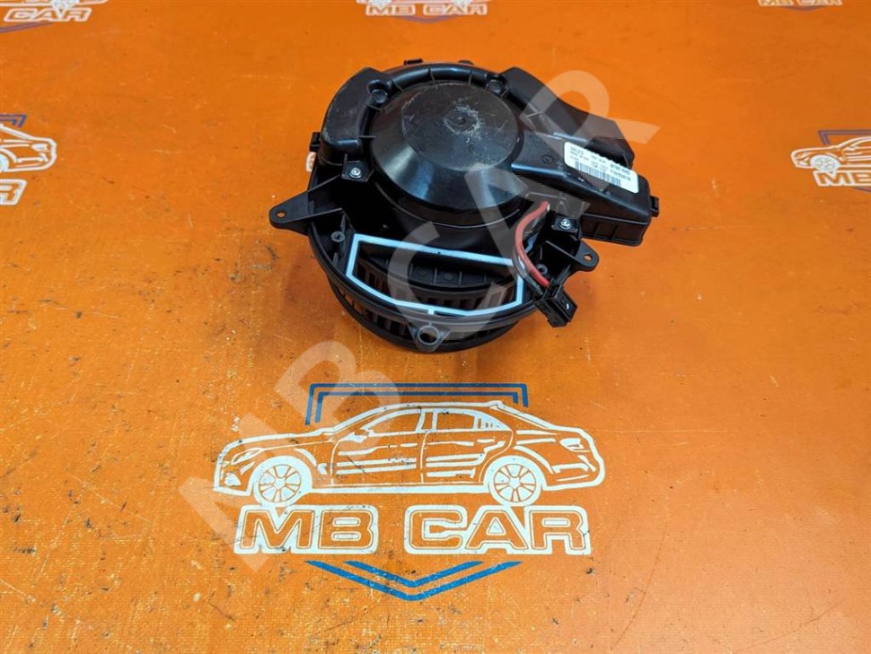 Моторчик печки MERCEDES-BENZ GLE-класс AMG W166 (2015 - 2019) фото 1 — Разборка Мерседес