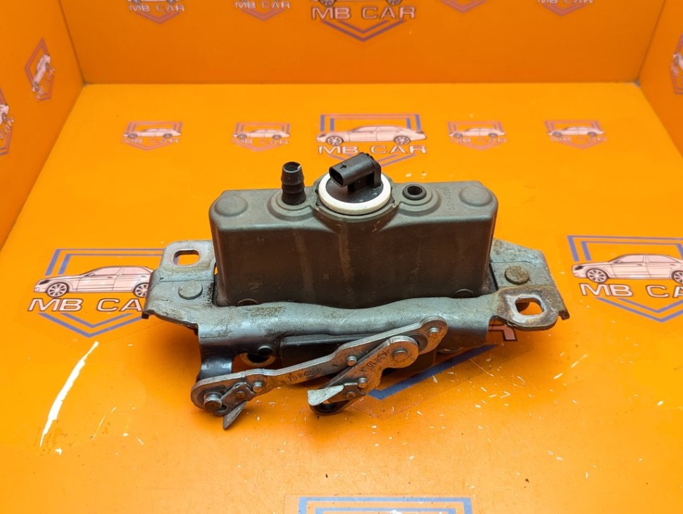 Пиропатрон капота MERCEDES-BENZ E-класс W212/S212/C207/A207 (2009 - 2013) фото 1 &mdash; Разборка Мерседес