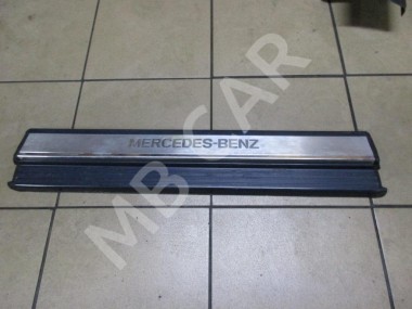 Накладка порога внутренняя MERCEDES-BENZ S-класс W140 (1991 - 1998) — Разборка Мерседес