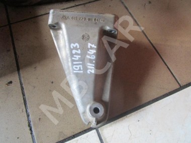 Лапа правая MERCEDES-BENZ E-класс W211/S211 (2002 - 2006) — Разборка Мерседес