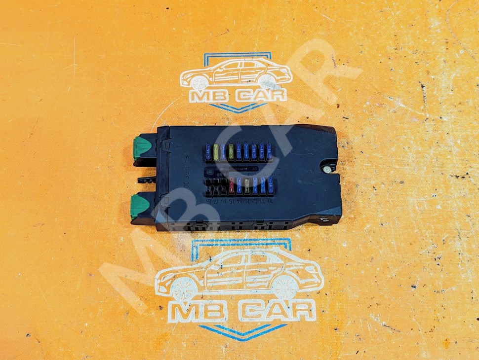 Блок предохранителей MERCEDES-BENZ Vito W638 (1996 - 2003) фото 1 — Разборка Мерседес