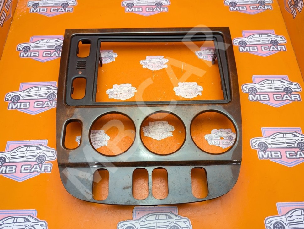 Накладка блока климата MERCEDES-BENZ M-класс W163 (1997 - 2001) фото 1 &mdash; Разборка Мерседес