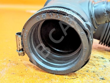 Патрубок воздушный MERCEDES-BENZ C-класс W204/S204 (2006 - 2011) — Разборка Мерседес