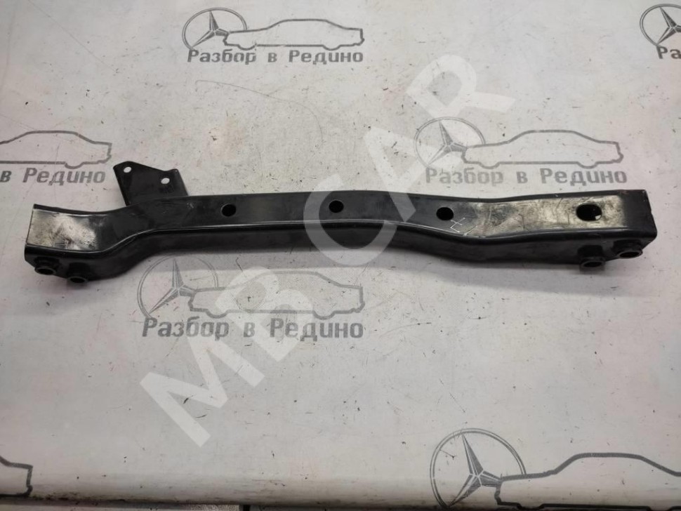 Поперечина MERCEDES-BENZ X-класс I (2017 - 2020) фото 1 &mdash; Разборка Мерседес