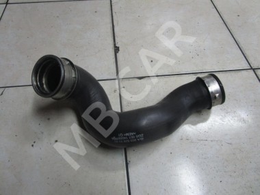 Патрубок интеркулера MERCEDES-BENZ C-класс W203/S203/CL203 рестайлинг (2004 - 2008) — Разборка Мерседес