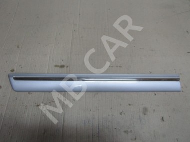 Молдинг двери MERCEDES-BENZ E-класс W210/S210 (1995 - 1999) — Разборка Мерседес