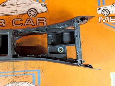 Подлокотник MERCEDES-BENZ A-класс W169 (2004 - 2008) A 150 1.5 MT (95 л.с.) &mdash; Разборка Мерседес