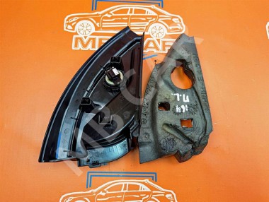 Уголок зеркала MERCEDES-BENZ M-класс W164 рестайлинг (2008 - 2011) — Разборка Мерседес