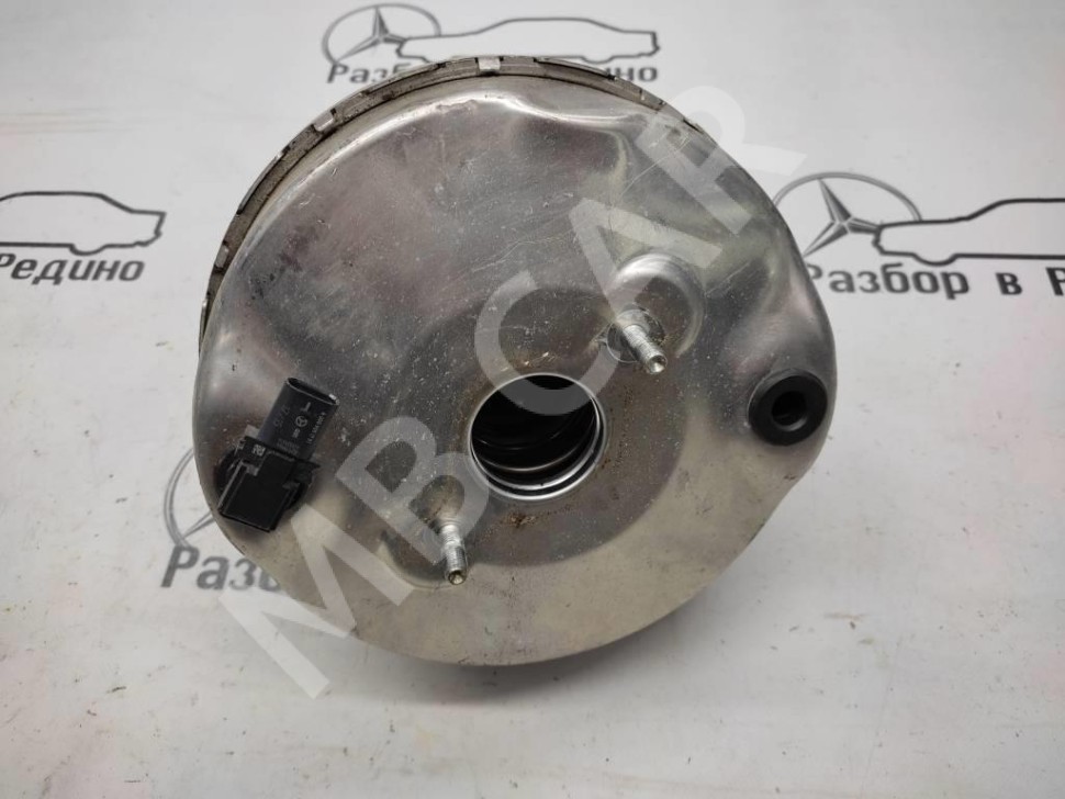 Вакуумный усилитель тормозов MERCEDES-BENZ C-класс W205/S205/C205/A205 (2014 - 2018) фото 1 — Разборка Мерседес