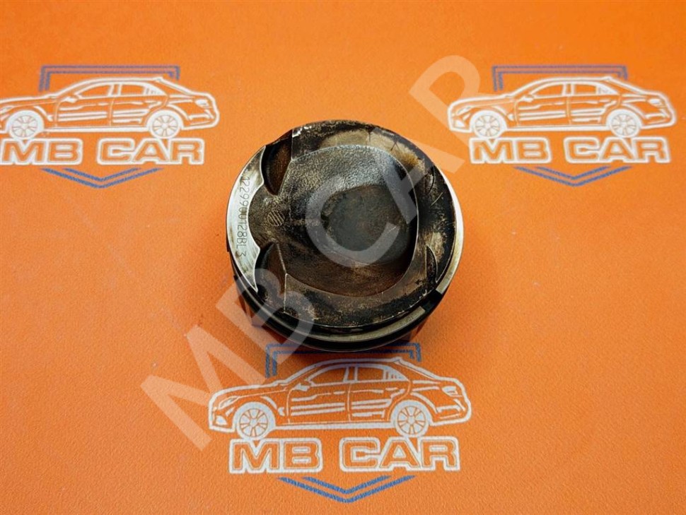 Поршень бензин MERCEDES-BENZ C-класс W204/S204/С204 рестайлинг (2011 - 2015) фото 1 — Разборка Мерседес